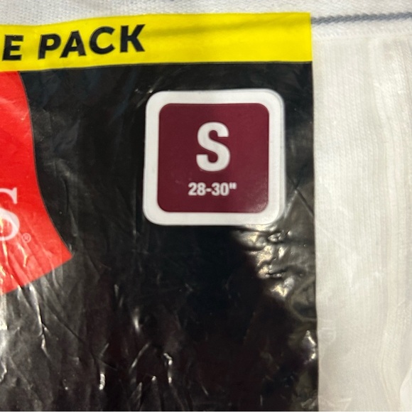 NWT Hanes‎ Small 28-30” tagless mens briefs Value Pack 6 White - Picture 2 of 3